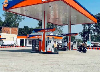 कूटरचित दस्तावेजों पर पेट्रोल पंप का लाइसेंस रुका&nbsp; ™️ आरोपी पर 420 का मामला क्यों नहीं दर्ज हुआ ™️ मोटी मलाई खा गए टाऊन एंड कंट्री,पेट्रोल कंपनी के अधिकारी ™️